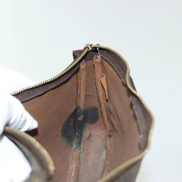 LOUIS VUITTON Monogram Pochette Accessoires Pouch - Picture 13 of 16